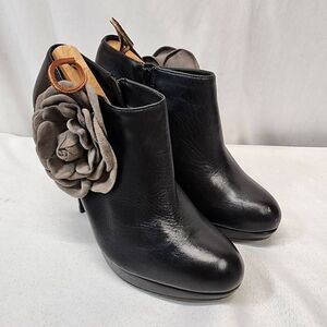 Kelsi Dagger Size 8 Rosabella Platform Ankle Booties w/Suede Gray Roses Leather